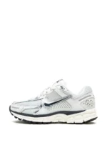 Nike Zoom Vomero 5 Photon Dust Metallic Silver - Image 4