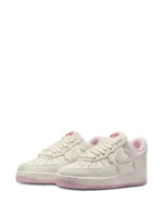 Nike Air Force 1 Low Valentine's Day (2025) - Image 2