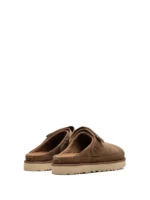 UGG Goldenstar Clog Chestnut - Image 3