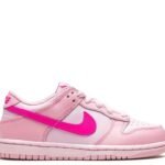 Nike Dunk Low Triple Pink