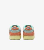 Nike SB Dunk Low Orange Emerald Rise - Image 4