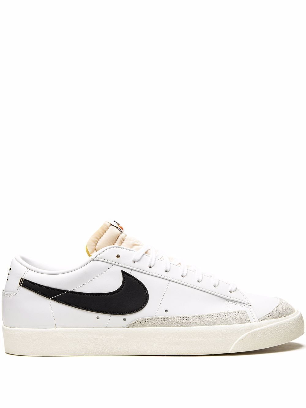 IMG_1797.jpeg Nike Blazer Low 77 Vintage White Black - Image 1