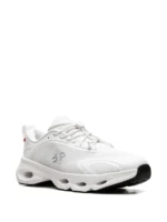On Running Cloudsolo LOEWE White Light Grey - Image 2