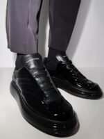 Alexander McQueen Oversized Black Lux Gloss - Image 5